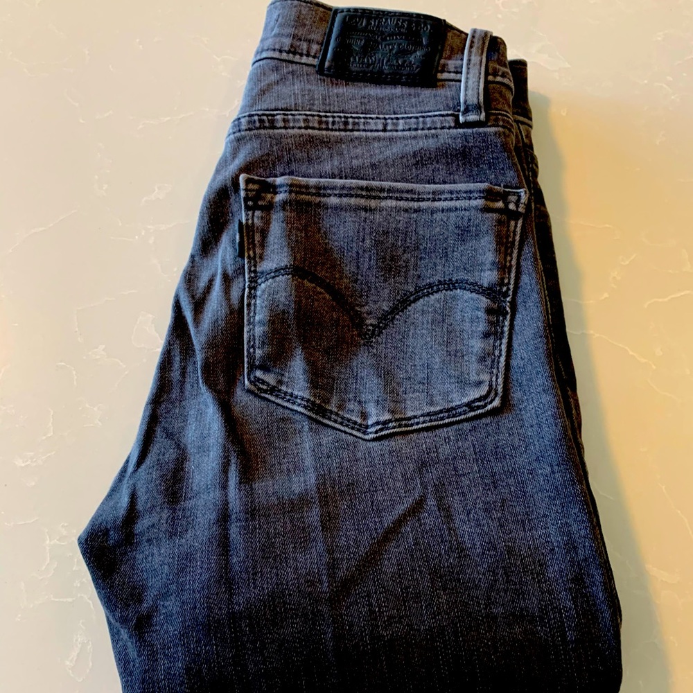 Size 23 Levi’s XS Faded Black Super Skinny Jean